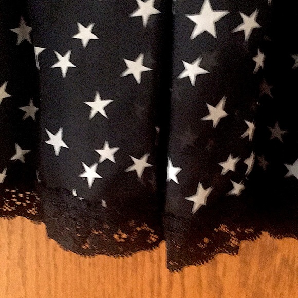Cute! Star inspired Amy Wear girls skirt. Sz M - Picture 3 of 3